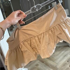Mirror Palais taffeta mini skort in “oyster”